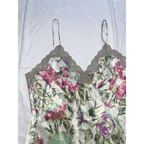 Victoria's Secret Floral Lace Trim Chemise - Pink and Green - Picture 5 of 7